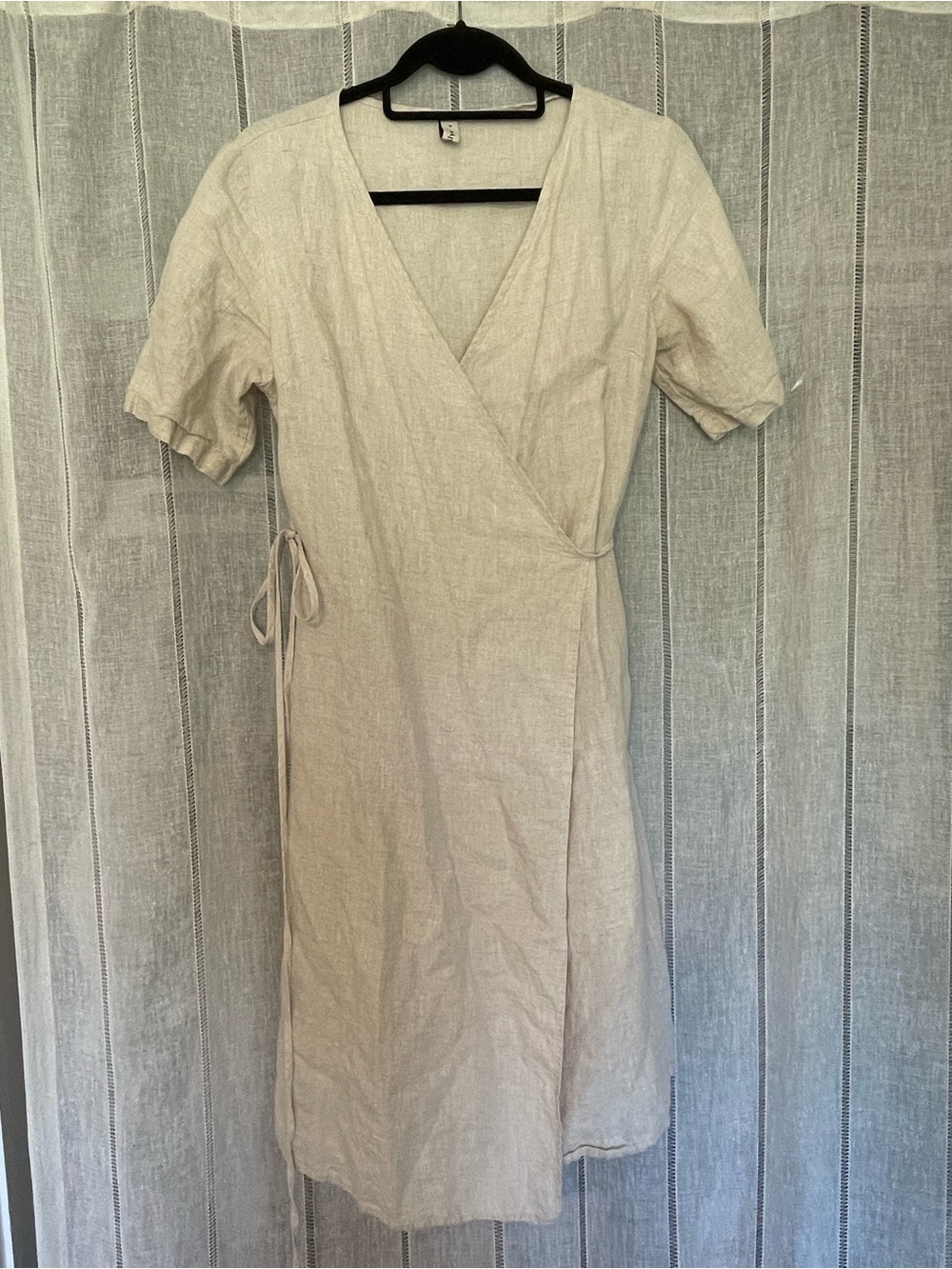 Women’s Cream Wrap Midi Dress